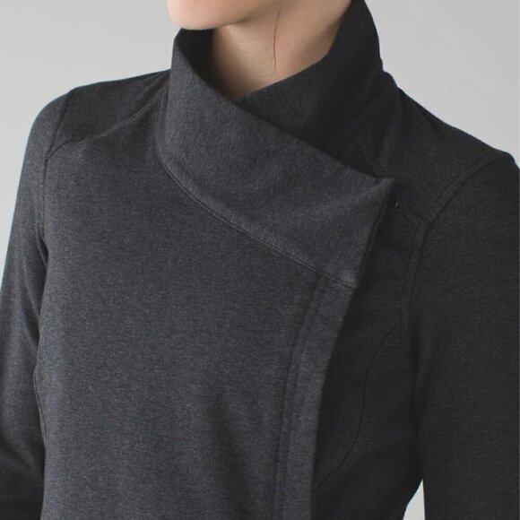 Lululemon Coast Wrap II Heathered Black - Picture 9 of 13